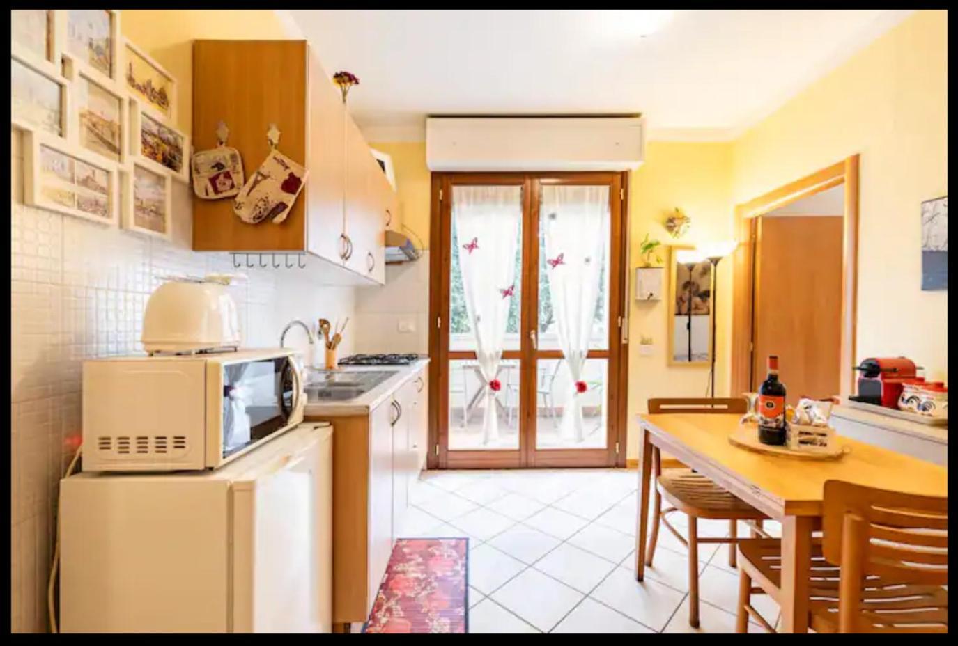 Palazzo Wanny Free Parking & Terrace Apartment Florence Luaran gambar