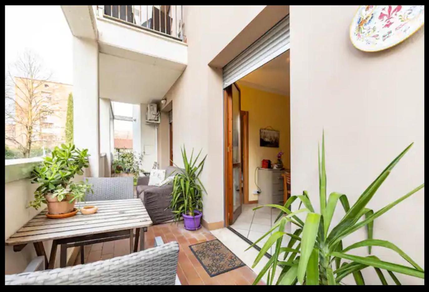 Palazzo Wanny Free Parking & Terrace Apartment Florence Luaran gambar